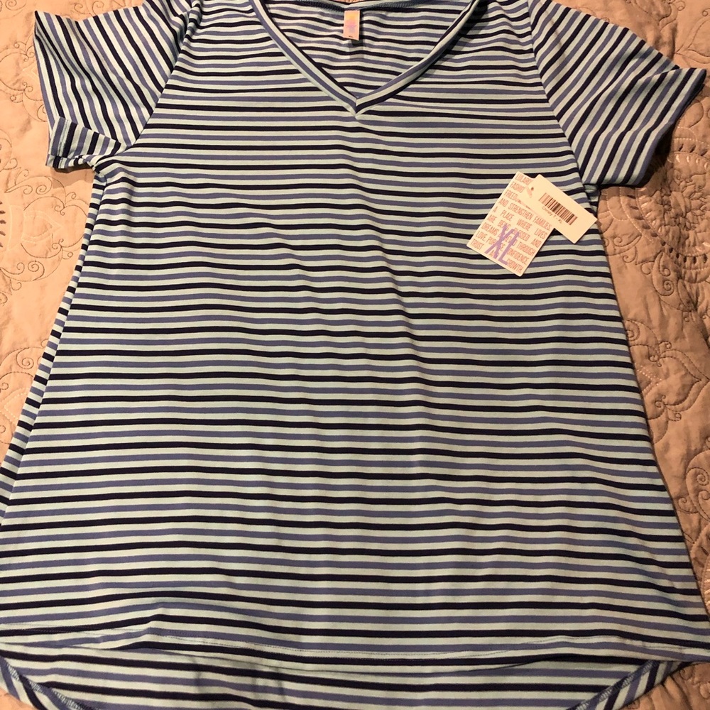 BNWT, triple blue stripes Christy T in XL